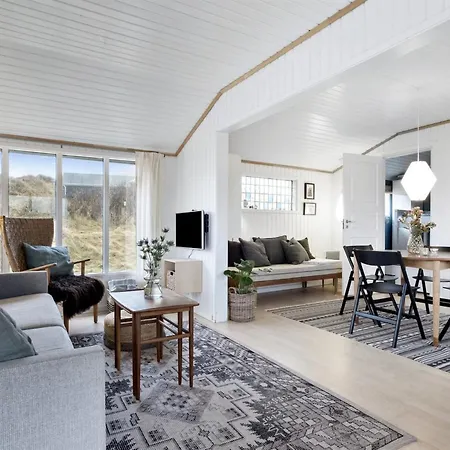 Holiday home Aarno - 120m From The Sea By Interhome *